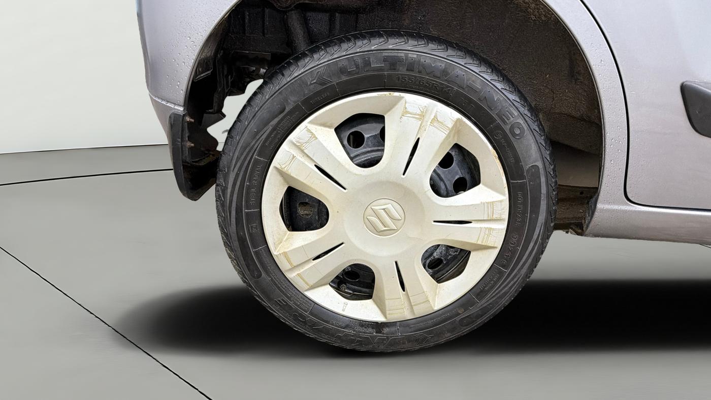 2015 Maruti Wagon R 1.0 VXI, Petrol, Manual, 39,588 km, Right Rear Wheel