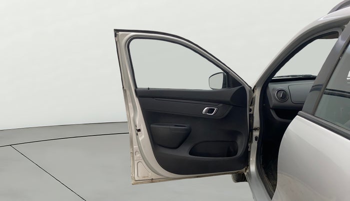 2018 Renault Kwid RXT 1.0 AMT (O), CNG, Automatic, 62,800 km, LHS Front Door