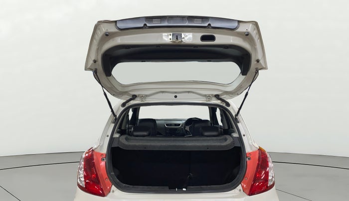 2016 Maruti Swift VXI, Petrol, Manual, 63,076 km, Boot Door Open