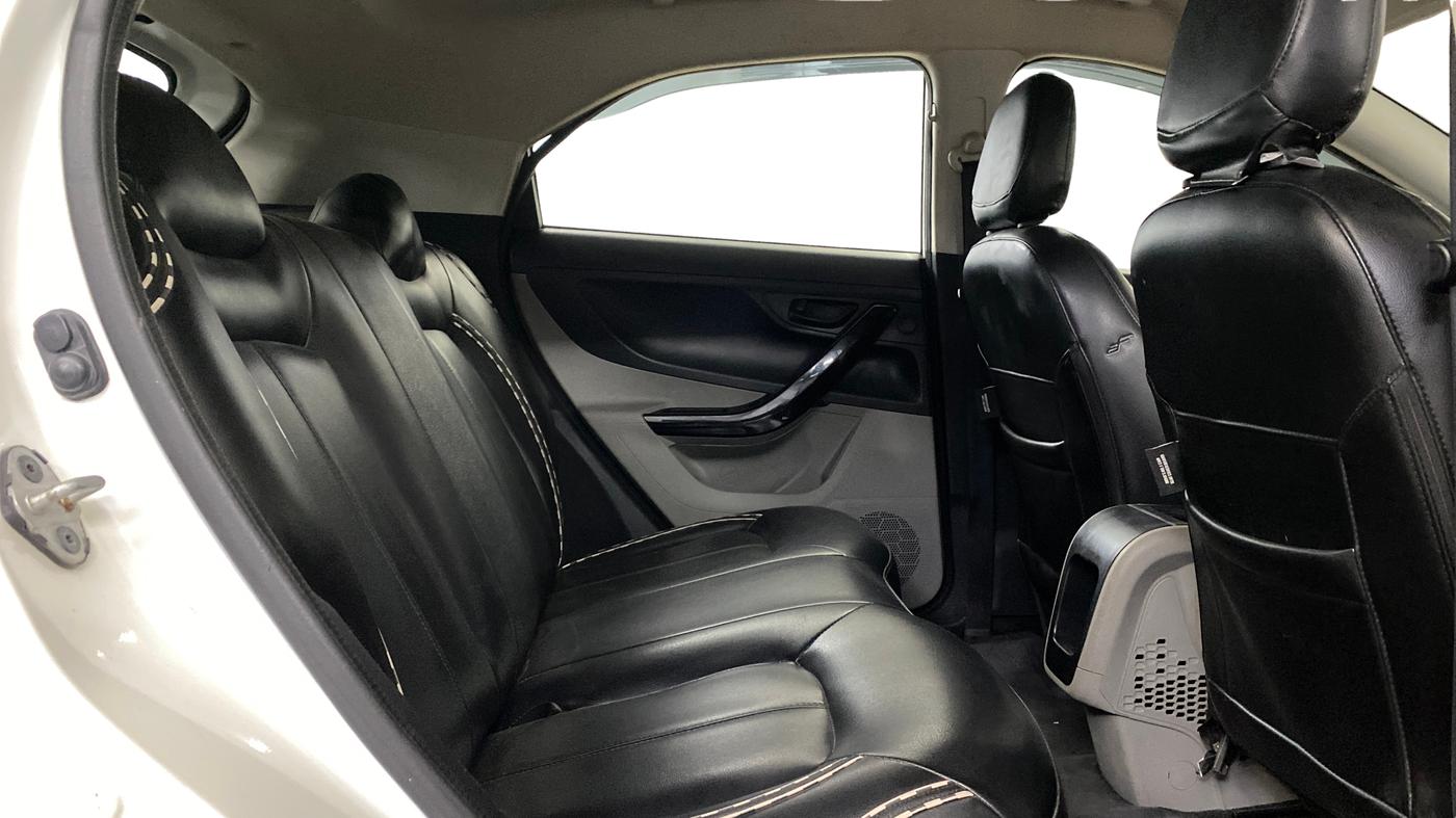 2019 Tata NEXON XM PETROL, Petrol, Manual, 26,028 km, Right Side Rear Door Cabin