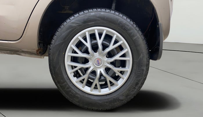 2017 Datsun Redi Go T (O), Petrol, Manual, 1,11,524 km, Left Rear Wheel