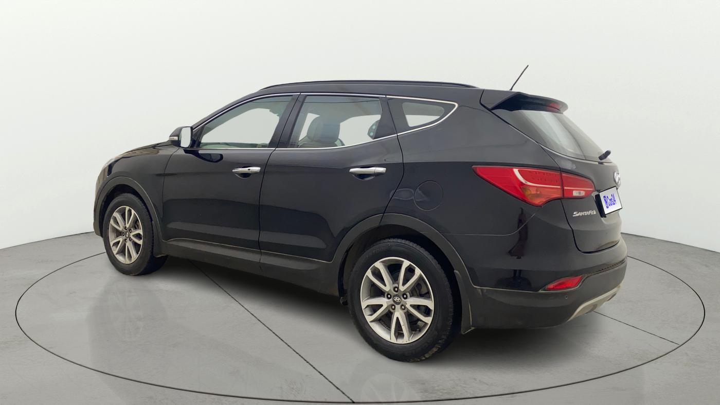 2015 Hyundai Santa Fe 4 WD AT, Diesel, Automatic, 67,536 km, Left Back Diagonal
