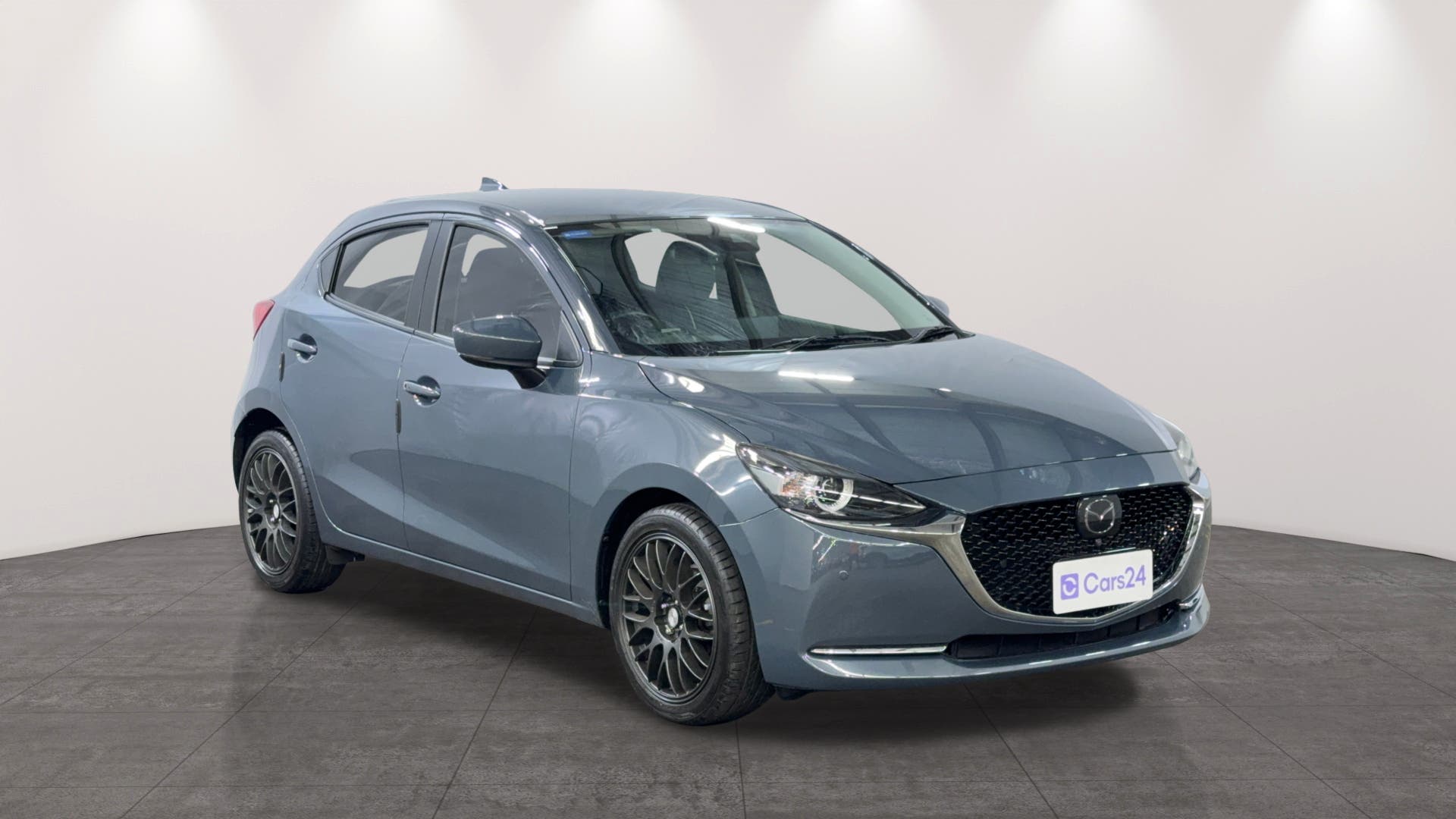 Mazda 2 image
