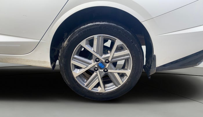 2023 Hyundai Verna SX 1.5 VTVT, Petrol, Manual, 8,525 km, Left Rear Wheel