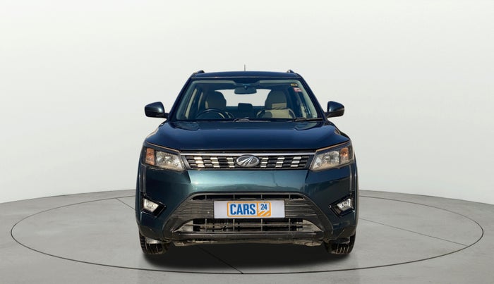 2020 Mahindra XUV300 W6 1.2 PETROL, Petrol, Manual, 95,633 km, Front