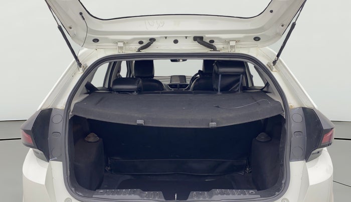 2021 Tata ALTROZ XZ DIESEL, Diesel, Manual, 37,813 km, Boot Open Zoomed View