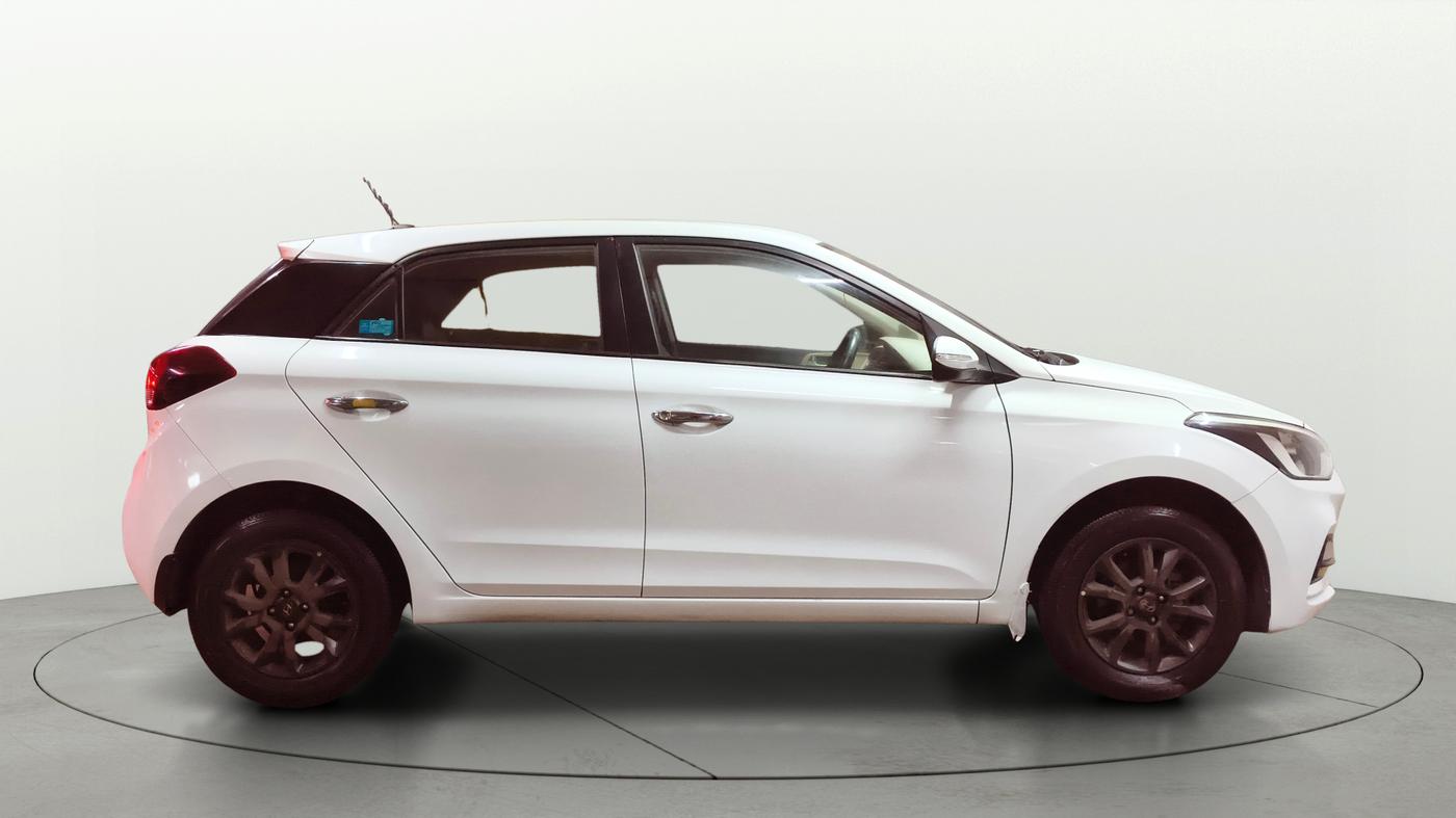 2019 Hyundai Elite i20 SPORTZ PLUS 1.2, Petrol, Manual, 44,680 km, Right Side View
