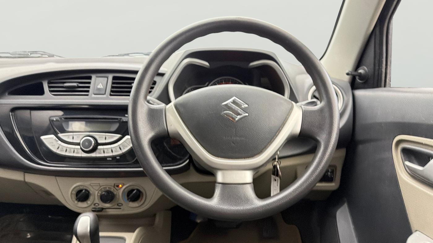 2018 Maruti Alto K10 VXI (O) AMT, Petrol, Automatic, 40,395 km, Steering Wheel Close Up