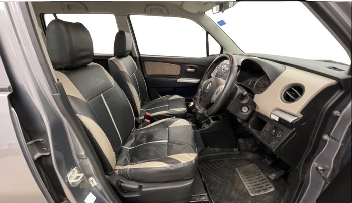 2015 Maruti Wagon R 1.0 VXI, Petrol, Manual, 48,072 km, Right Side Front Door Cabin