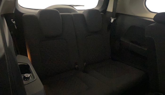 2022 Tata Safari XT, Diesel, Manual, 66,443 km, Third Seat Row ( optional )