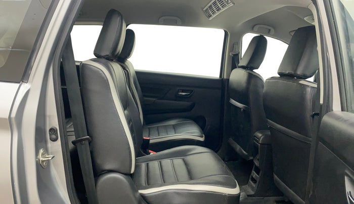 2021 Maruti XL6 ALPHA AT, Petrol, Automatic, 35,322 km, Right Side Rear Door Cabin