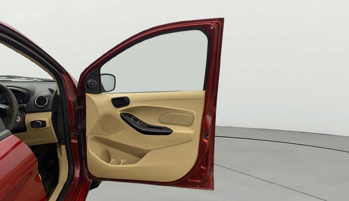 2018 Ford Figo Aspire TITANIUM 1.2 PETROL, Petrol, Manual, 61,125 km, RHS Front Door