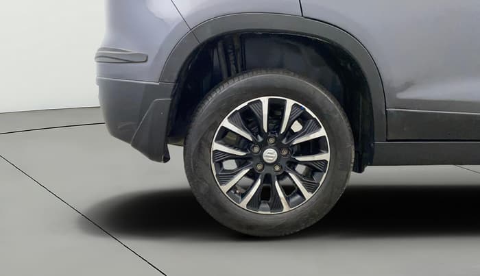 2022 Maruti Vitara Brezza VXI, Petrol, Manual, 55,501 km, Right Rear Wheel