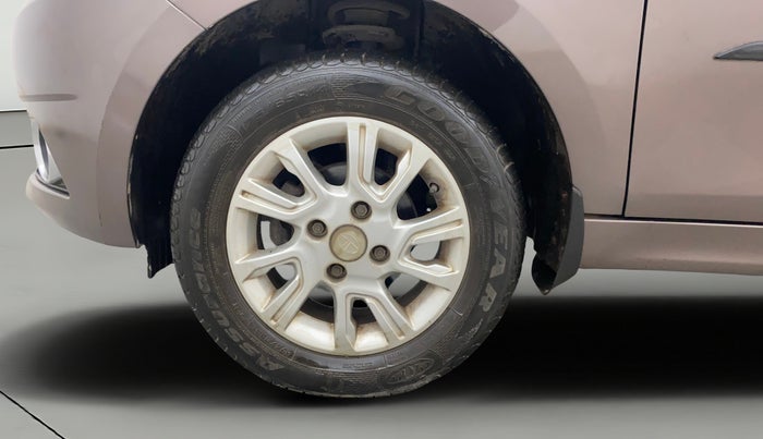 2016 Tata Tiago XZ PETROL, Petrol, Manual, 12,101 km, Left Front Wheel