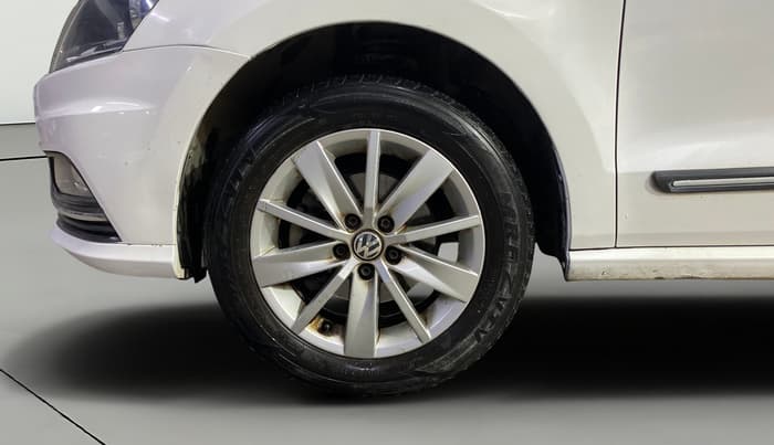 2017 Volkswagen Ameo HIGHLINE1.2L, Petrol, Manual, 53,598 km, Left Front Wheel