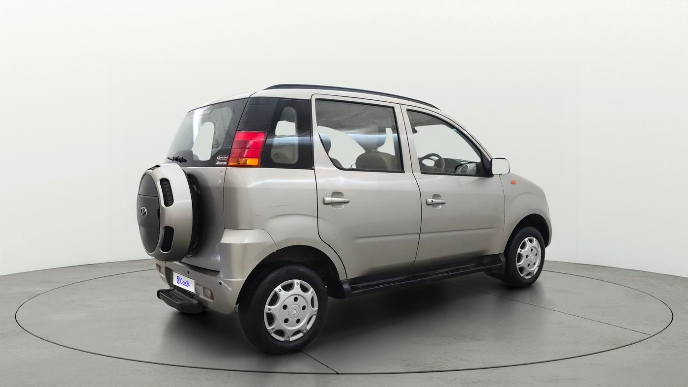 2014 Mahindra Quanto C6, Diesel, Manual, 1,06,601 km, Right Back Diagonal