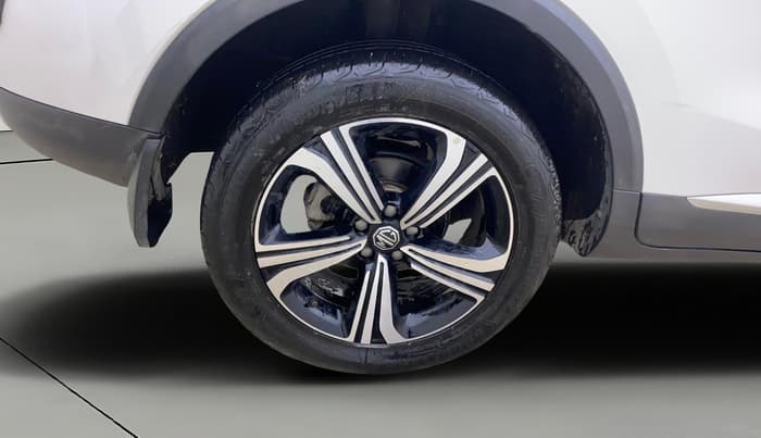 2023 MG ASTOR SHARP 1.5 MT, Petrol, Manual, 42,510 km, Right Rear Wheel