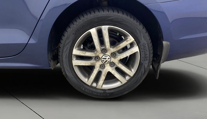 2014 Volkswagen Jetta HIGHLINE TDI, Diesel, Manual, 70,639 km, Left Rear Wheel