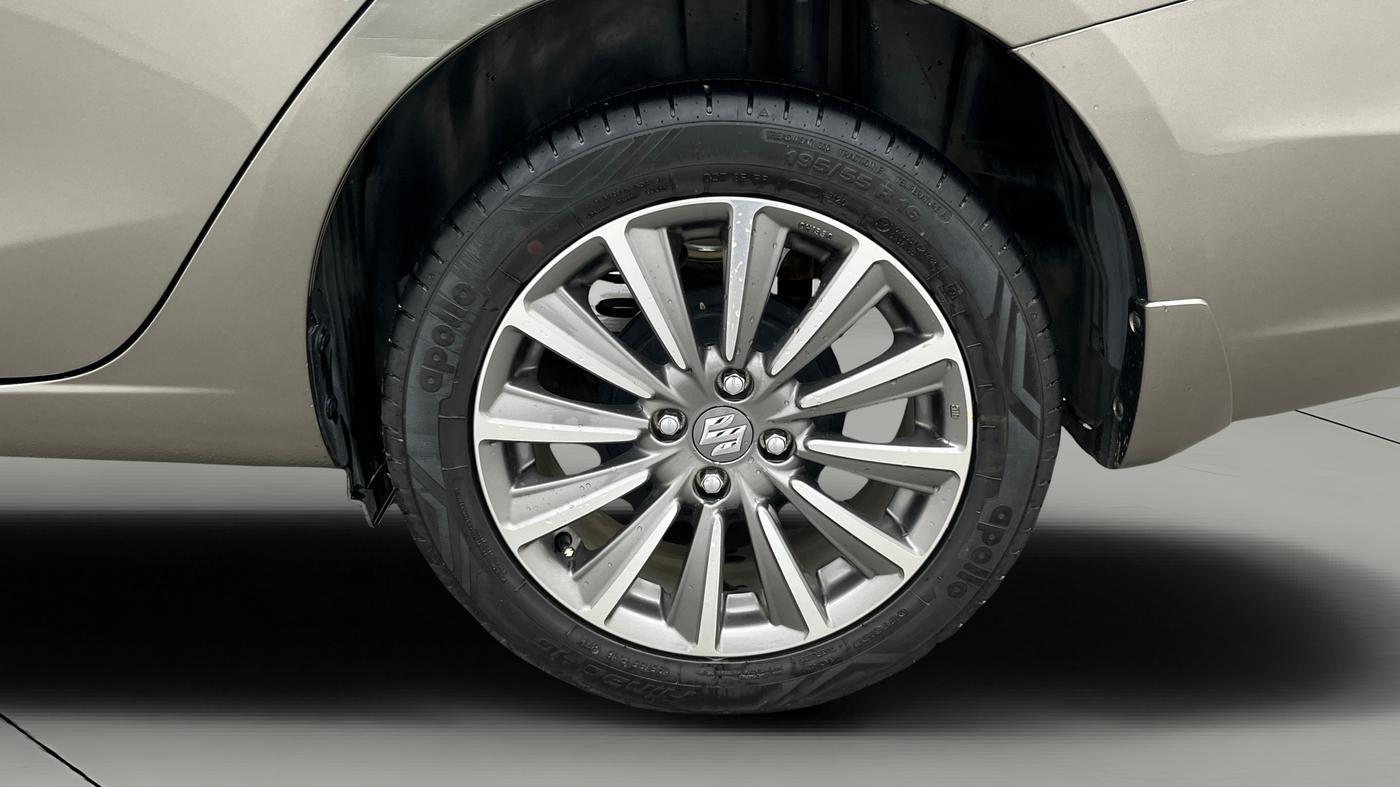 2020 Maruti Ciaz ALPHA 1.5 SHVS PETROL, Petrol, Manual, 34,489 km, Left Rear Wheel