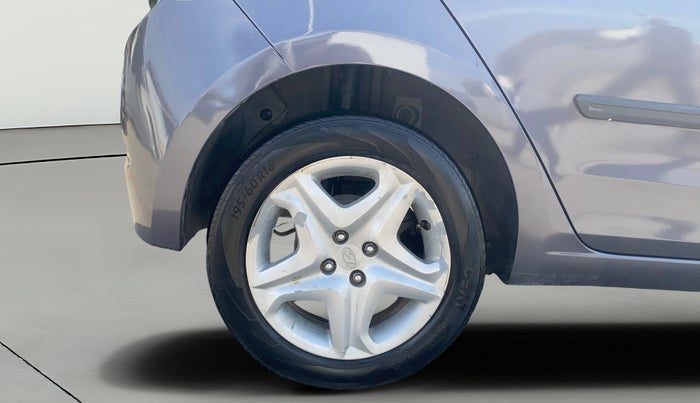 2017 Hyundai Elite i20 ASTA 1.2, Petrol, Manual, 91,027 km, Right Rear Wheel