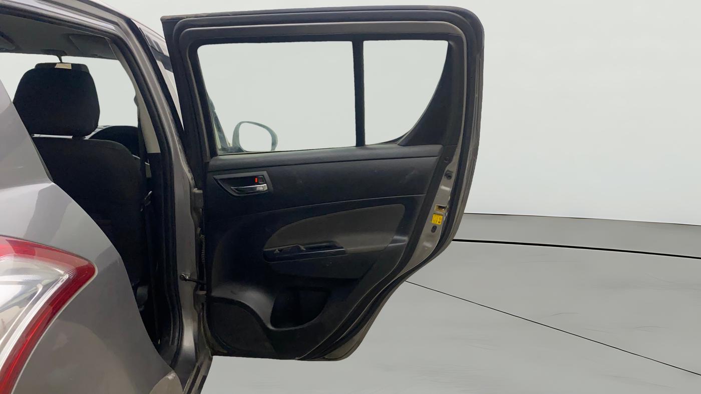 2017 Maruti Swift VXI, Petrol, Manual, 97,134 km, RHS Rear Door