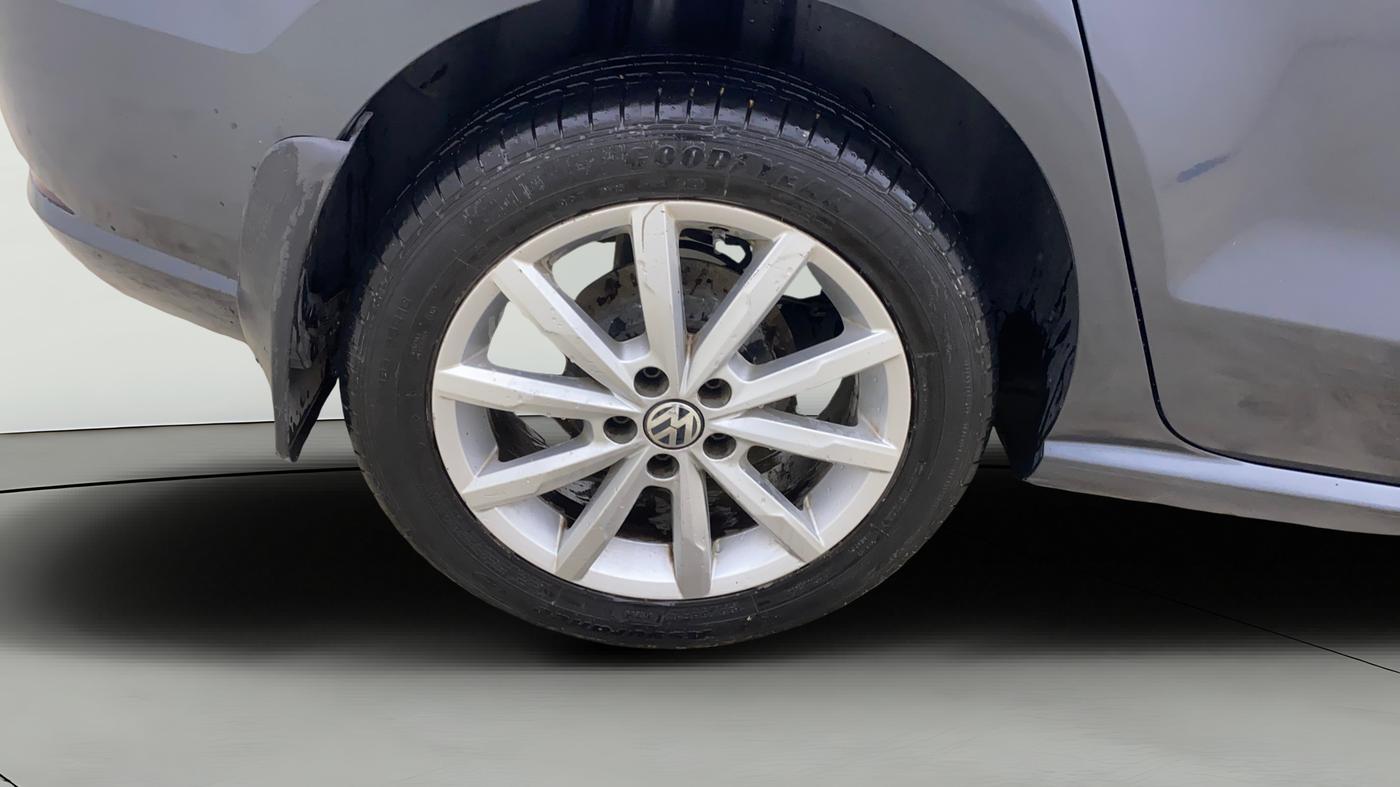 2017 Volkswagen Ameo HIGHLINE1.2L, Petrol, Manual, 97,770 km, Right Rear Wheel