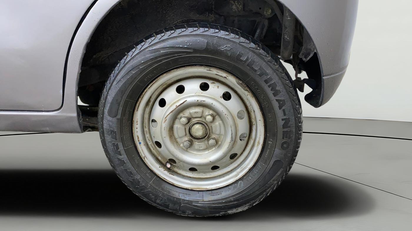 2012 Maruti Wagon R 1.0 LXI, Petrol, Manual, 56,980 km, Left Rear Wheel
