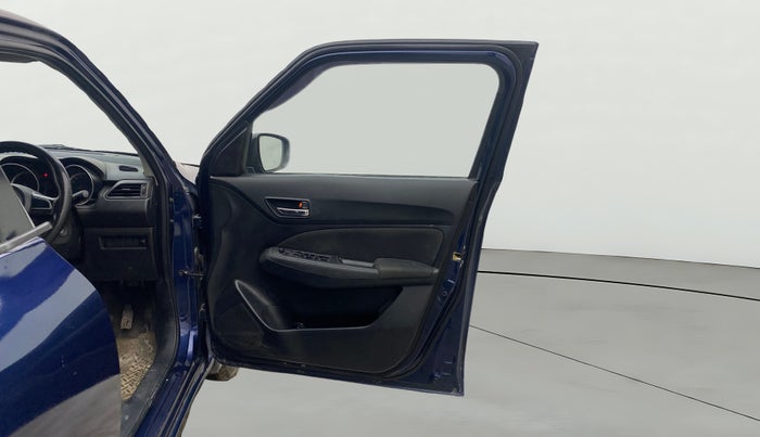 2018 Maruti Swift VDI AMT, Diesel, Automatic, 79,052 km, RHS Front Door