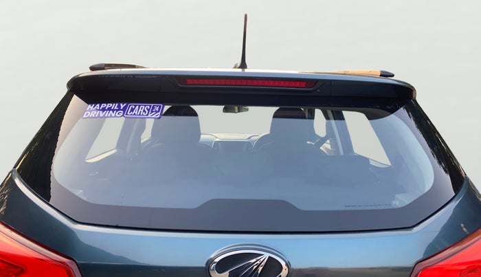 2020 Mahindra XUV300 W6 1.2 PETROL, Petrol, Manual, 57,600 km, Rear Windshield