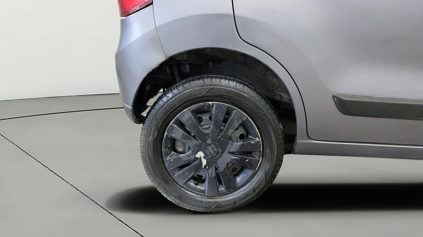 2015 Maruti Wagon R 1.0 VXI, Petrol, Manual, 1,15,070 km, Right Rear Wheel