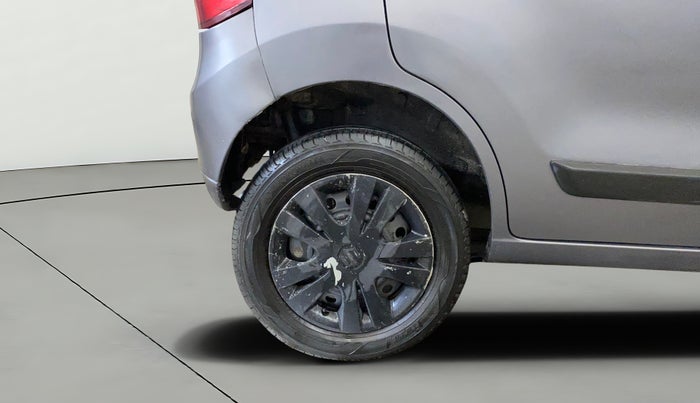 2015 Maruti Wagon R 1.0 VXI, Petrol, Manual, 1,15,130 km, Right Rear Wheel