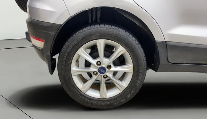 2018 Ford Ecosport TITANIUM 1.5L DIESEL, Diesel, Manual, 1,37,816 km, Right Rear Wheel