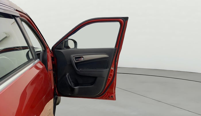 2018 Maruti Vitara Brezza ZDI PLUS DUAL TONE, Diesel, Manual, 20,704 km, RHS Front Door