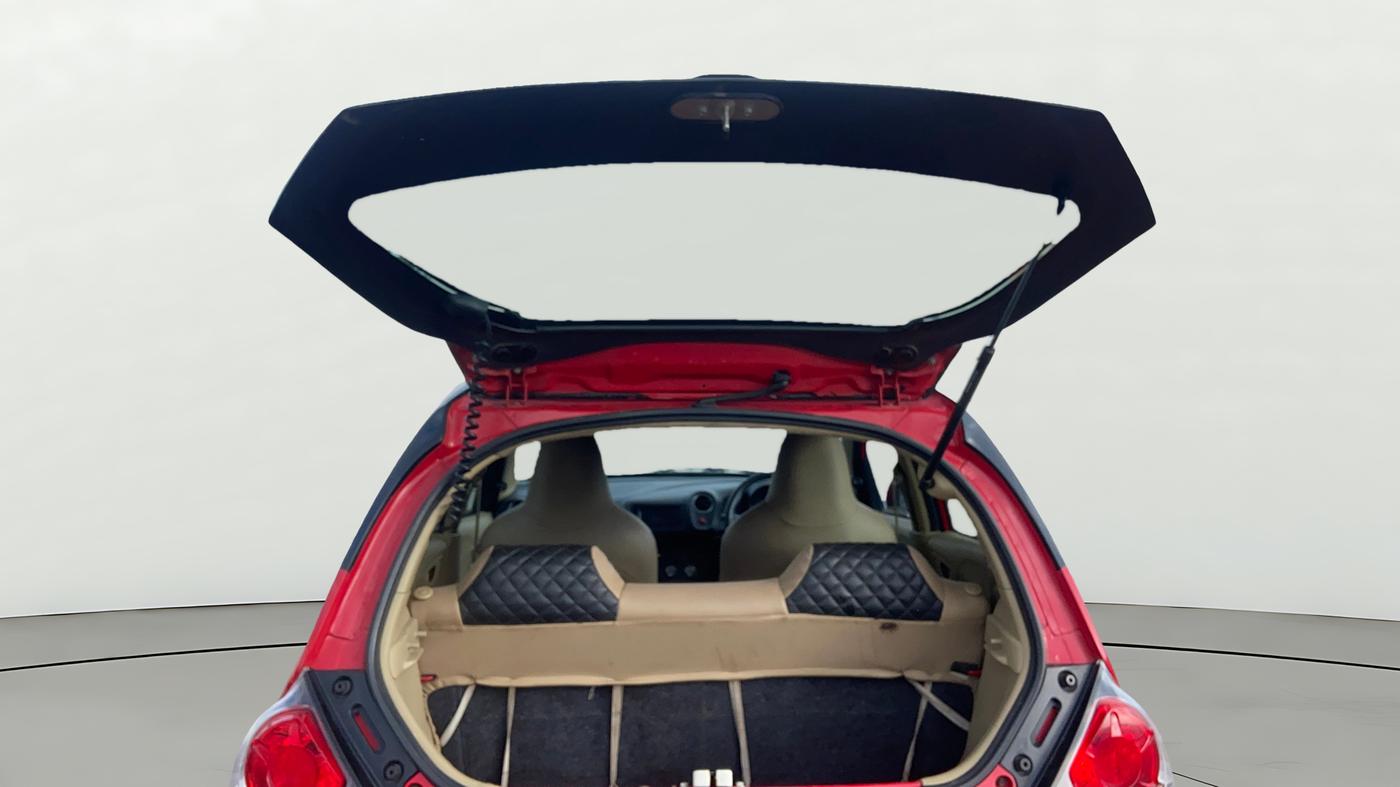 2015 Honda Brio VX AT, Petrol, Automatic, 63,920 km, Boot Door Open