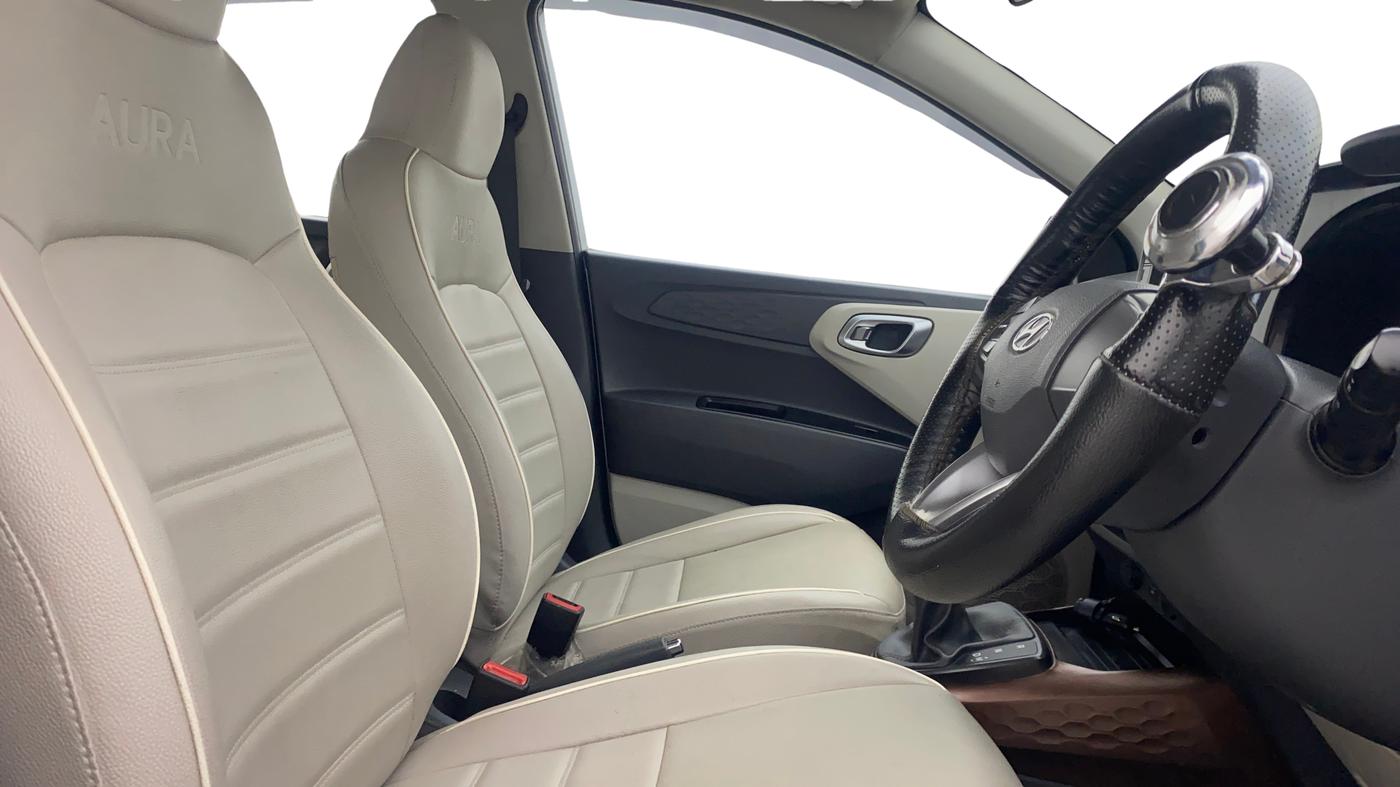 2021 Hyundai AURA SX PLUS 1.2 AMT, Petrol, Automatic, 33,045 km, Right Side Front Door Cabin