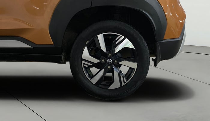 2024 Nissan MAGNITE Tekna B4D 1.0 Petrol MT, Petrol, Manual, 20,841 km, Left Rear Wheel