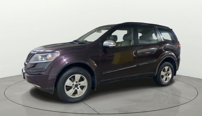 2014 Mahindra XUV500 W8, Diesel, Manual, 85,083 km, Left Front Diagonal