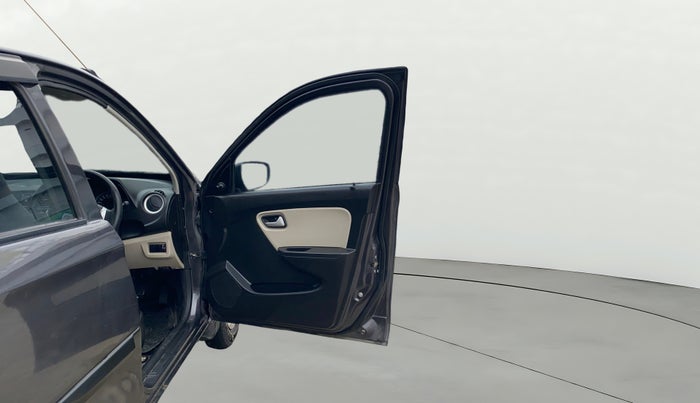 2022 Maruti Alto VXI, Petrol, Manual, 6,352 km, RHS Front Door