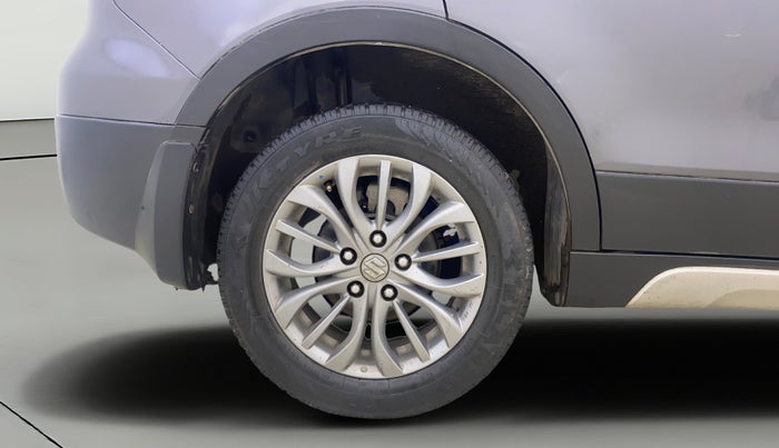 2016 Maruti S Cross ZETA 1.3, Diesel, Manual, 1,11,047 km, Right Rear Wheel