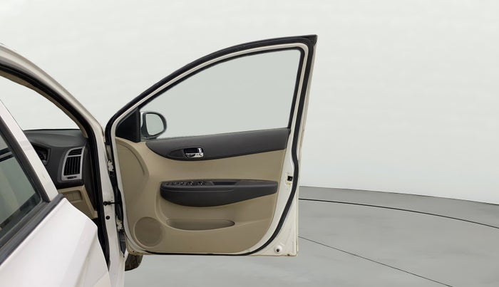 2013 Hyundai i20 SPORTZ 1.2, Petrol, Manual, 98,565 km, RHS Front Door