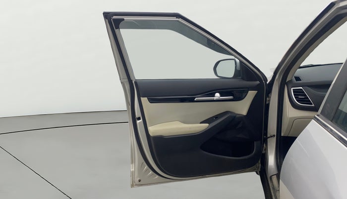 2022 KIA SELTOS HTX PETROL 1.5, Petrol, Manual, 26,183 km, LHS Front Door