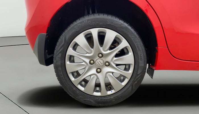2017 Maruti Baleno ALPHA PETROL 1.2, Petrol, Manual, 30,620 km, Right Rear Wheel