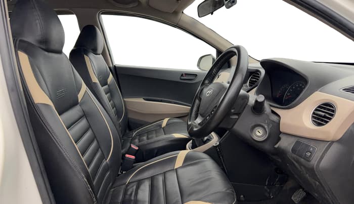 2017 Hyundai Grand i10 MAGNA 1.2 KAPPA VTVT, Petrol, Manual, 45,947 km, Right Side Front Door Cabin