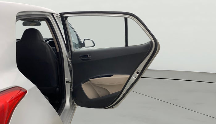 2016 Hyundai Grand i10 MAGNA 1.2 KAPPA VTVT, Petrol, Manual, 28,023 km, RHS Rear Door