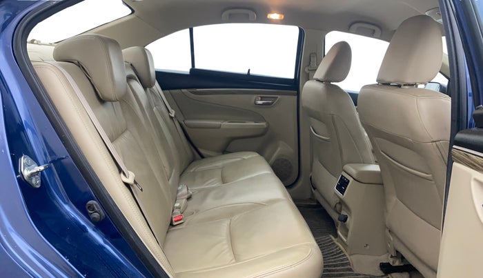 2018 Maruti Ciaz ALPHA 1.5 SHVS PETROL, Petrol, Manual, 92,257 km, Right Side Rear Door Cabin