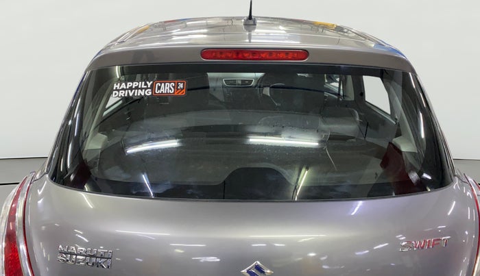 2017 Maruti Swift VXI O, CNG, Manual, 1,20,150 km, Rear Windshield