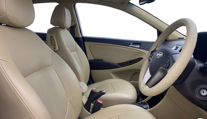2017 Hyundai Verna 1.6 VTVT SX AT, Petrol, Automatic, 33,291 km, Right Side Front Door Cabin