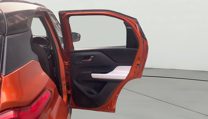 2021 Tata PUNCH CREATIVE  1.2 RTN DUAL TONE, Petrol, Manual, 30,276 km, RHS Rear Door