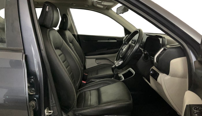 2021 KIA SONET HTX 1.5, Diesel, Manual, 75,434 km, Right Side Front Door Cabin