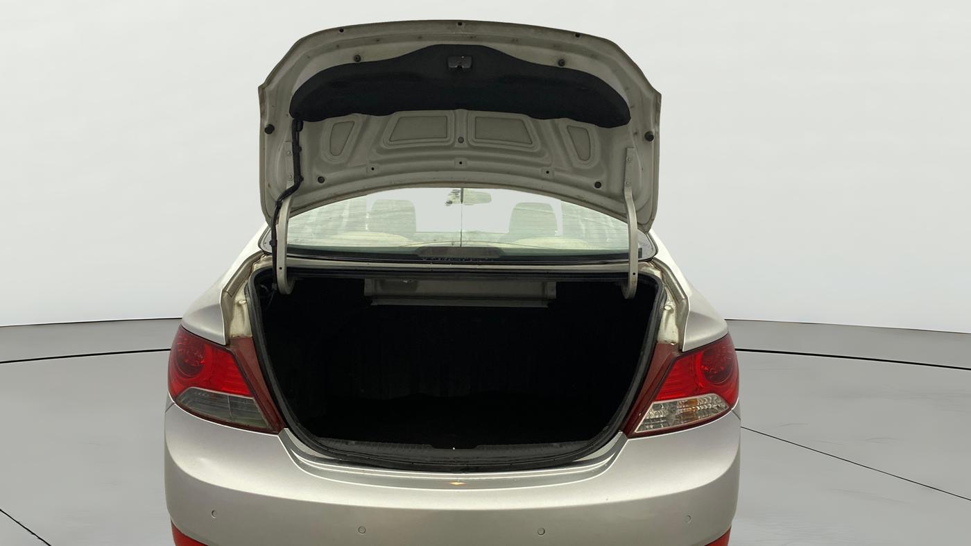2013 Hyundai Verna FLUIDIC 1.6 CRDI EX, Diesel, Manual, 1,34,450 km, Boot Door Open